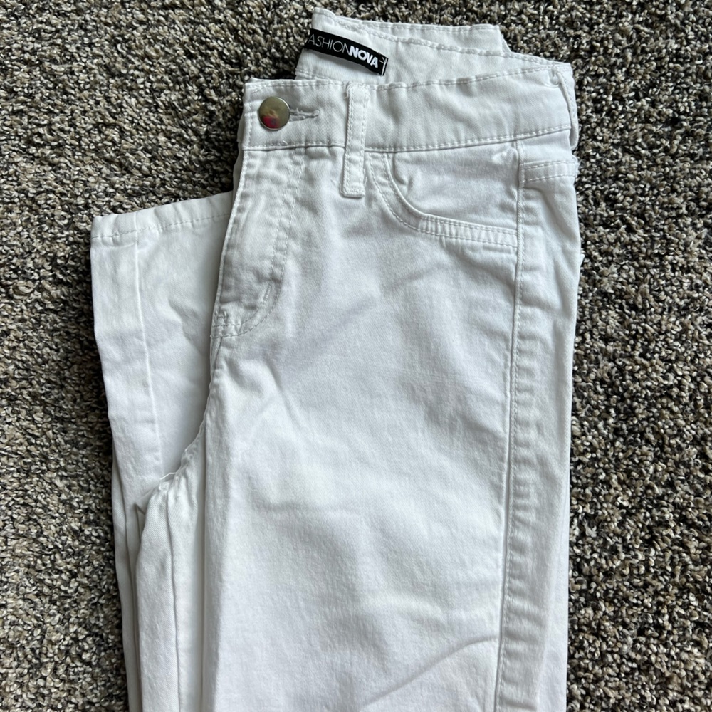 Fashion nova white jeans